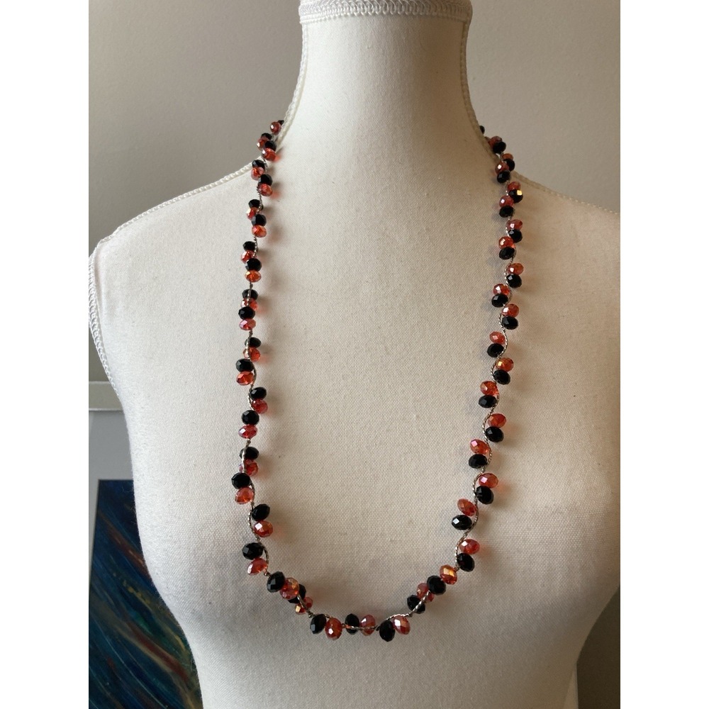 Vintage Red‎ & Black Faceted Glass Bead Long Necklace Silver Tone Wire Link